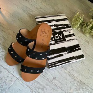 DV by Dolce Vita slip on black sandal - sz 8.5